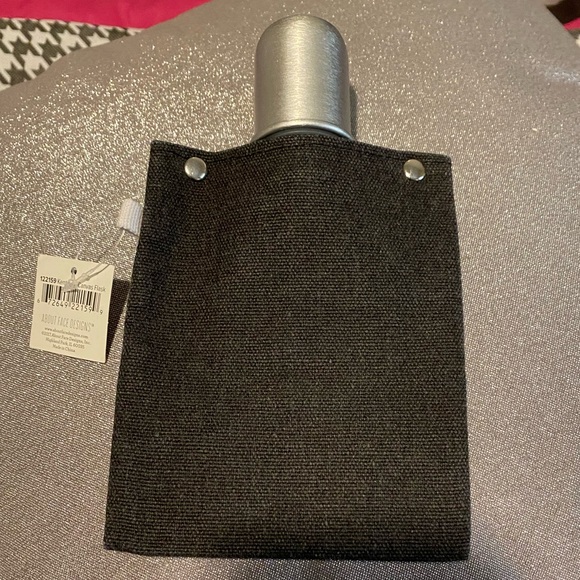 ⭐️Kentucky Canvas Flask - Picture 8 of 9